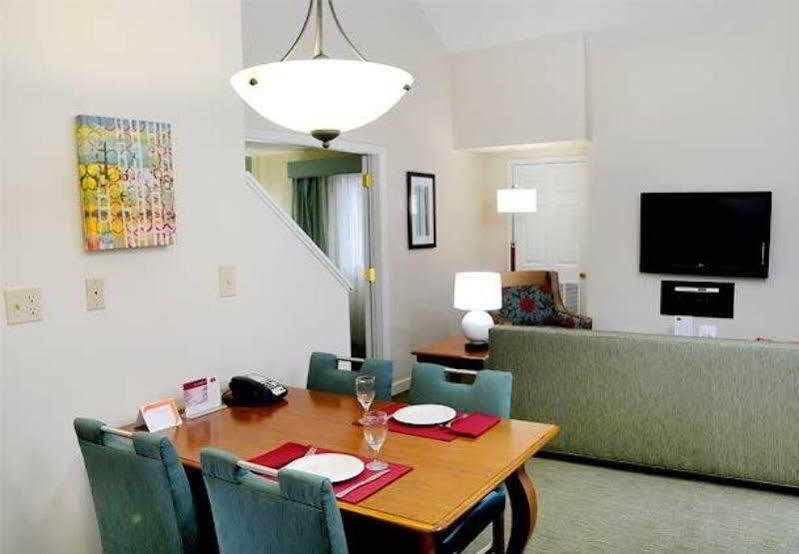 Residence Inn By Marriott Herndon Reston Exterior foto